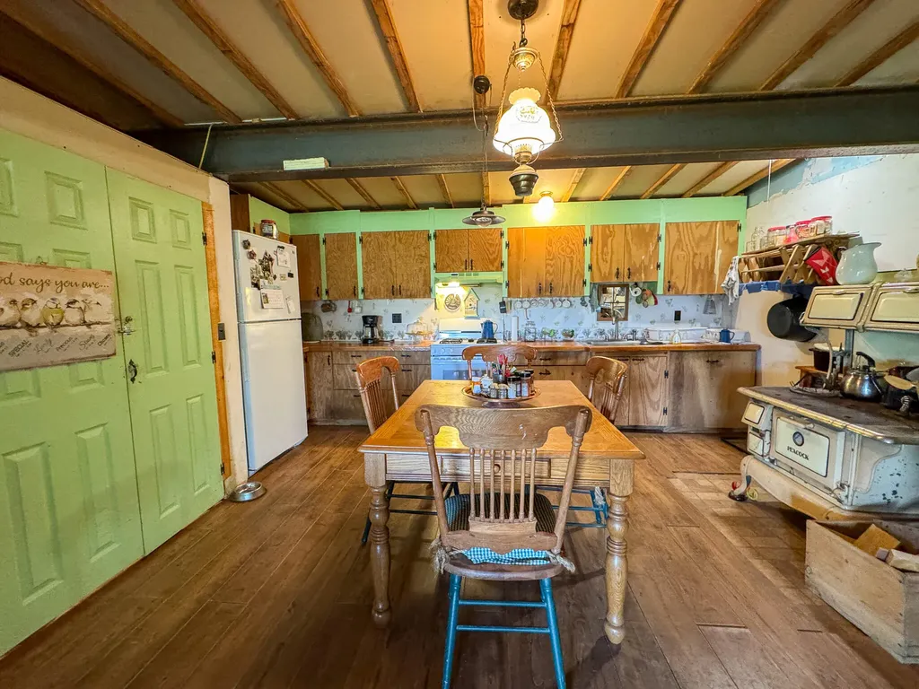 188 Nelson Drive Waterford ME 04088