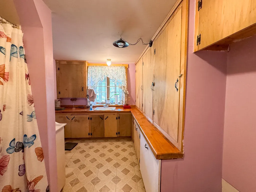 188 Nelson Drive Waterford ME 04088