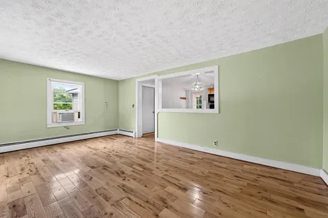 18 Granite Hill Road Manchester ME 04351
