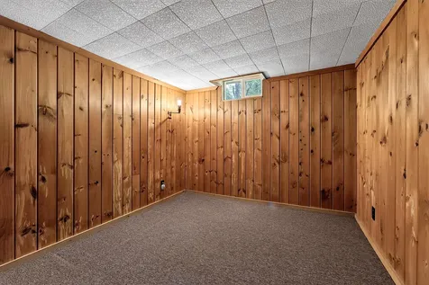 18 Granite Hill Road Manchester ME 04351