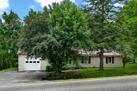 18 Granite Hill Road Manchester ME 04351