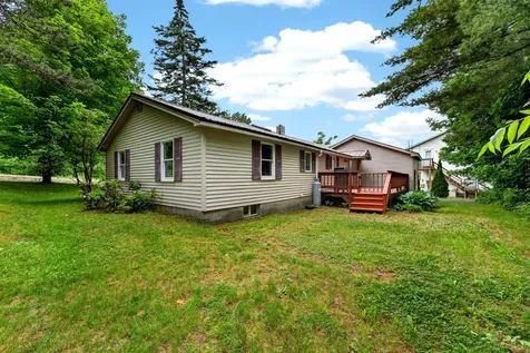 18 Granite Hill Road Manchester ME 04351