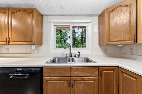 18 Granite Hill Road Manchester ME 04351