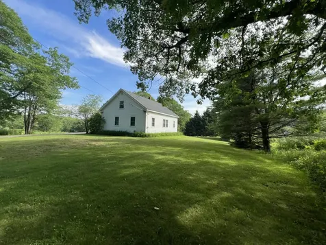 110 Lebanon Road Winterport ME 04496