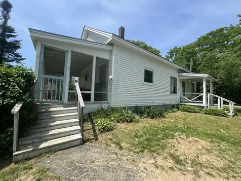 110 Lebanon Road Winterport ME 04496