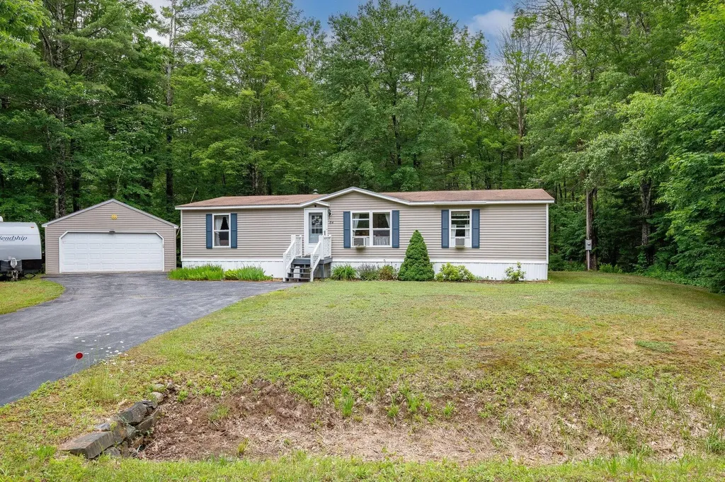 84 Briarwood Road Lebanon ME 04027