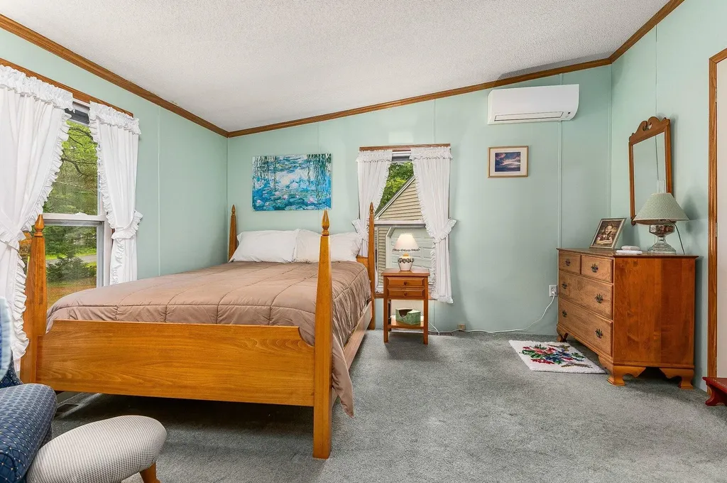84 Briarwood Road Lebanon ME 04027