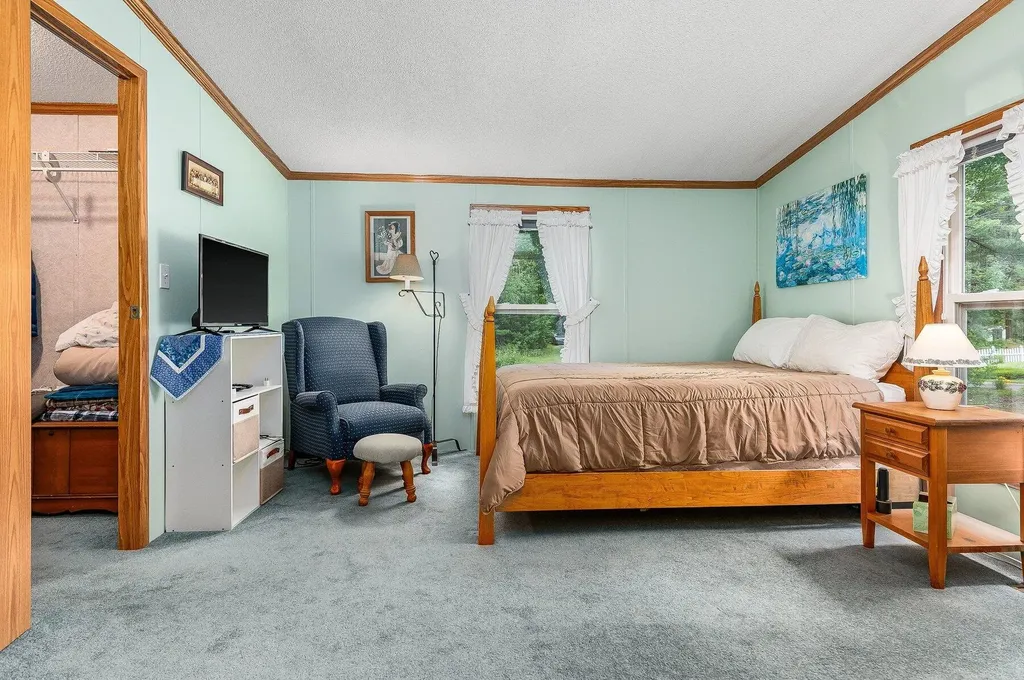 84 Briarwood Road Lebanon ME 04027