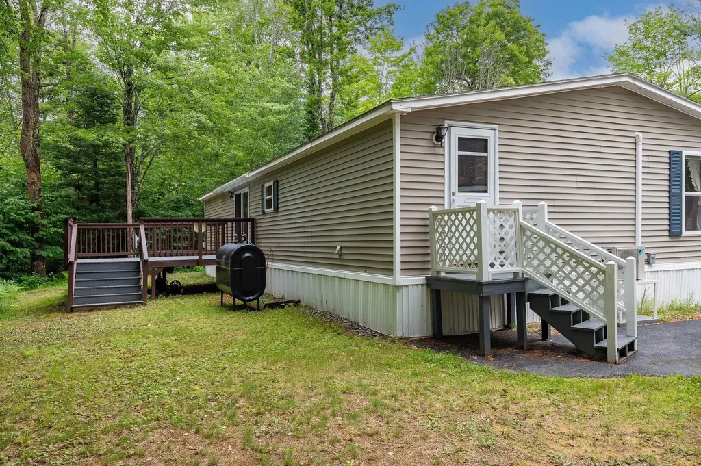 84 Briarwood Road Lebanon ME 04027