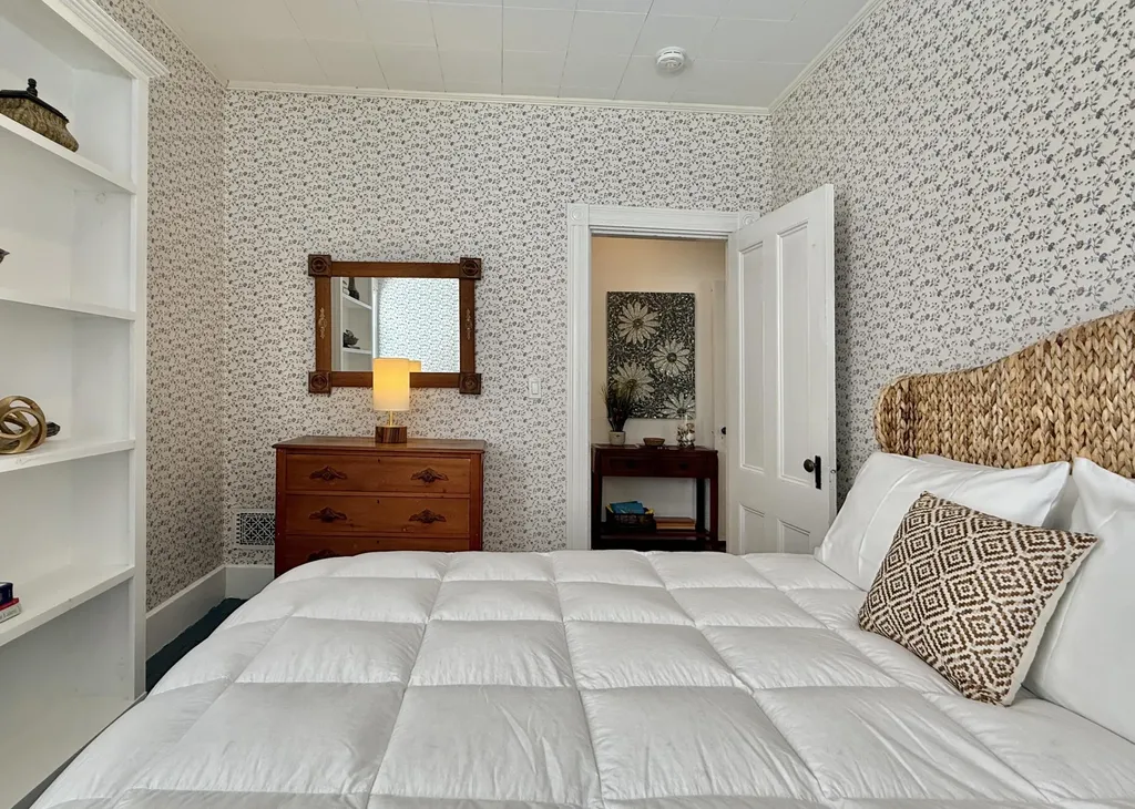 33 Union Street Bath ME 04530