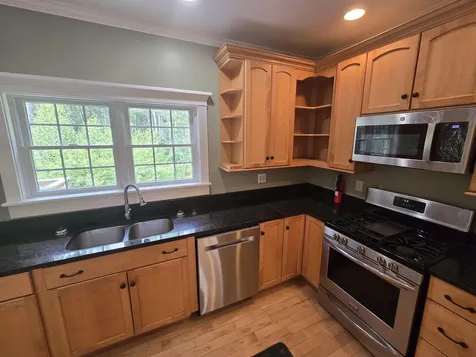 34 Jacob's Way Trenton ME 04605