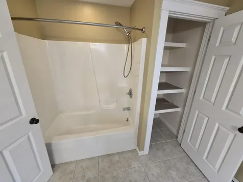 34 Jacob's Way Trenton ME 04605