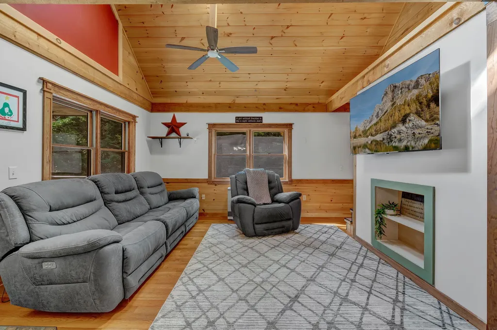 7 Pioneer Road Moosehead Junction Twp ME 04441