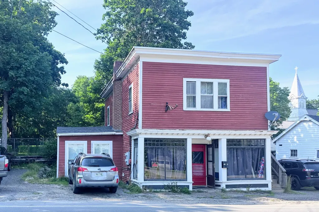 21 Colonial Way Machias ME 04654