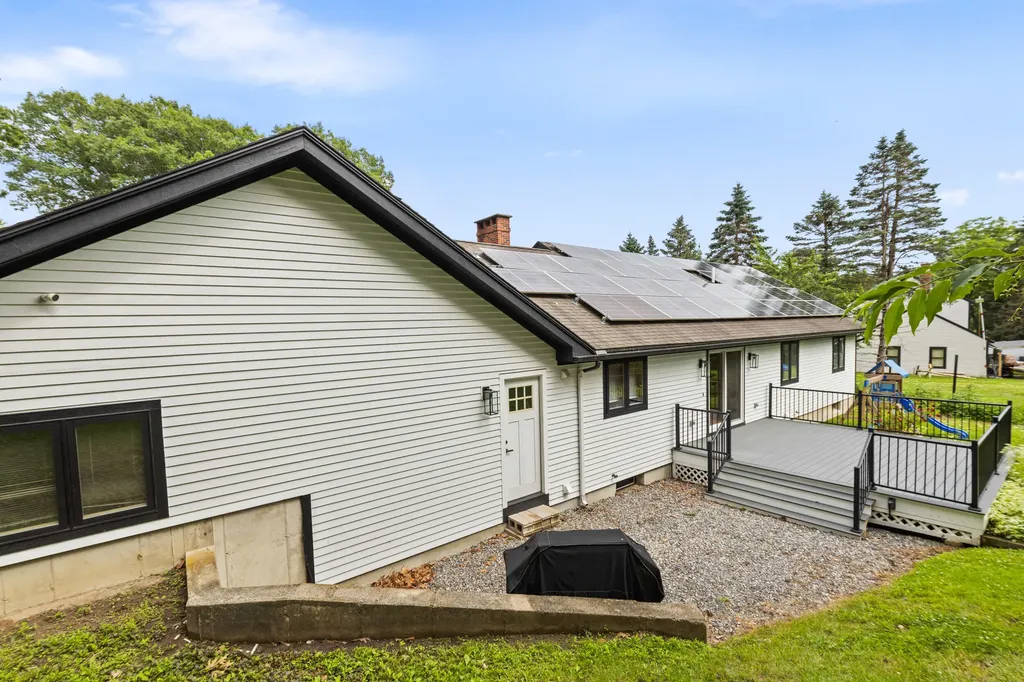 3 Abby Lane Biddeford ME 04005