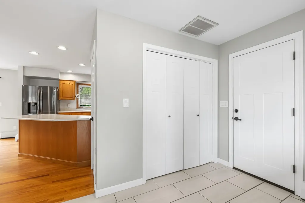 3 Abby Lane Biddeford ME 04005