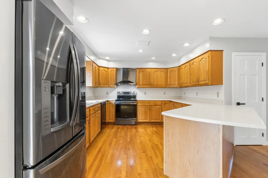 3 Abby Lane Biddeford ME 04005