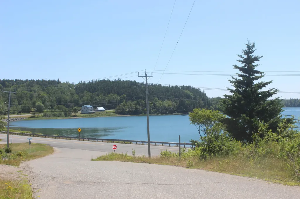 187 County Road Eastport ME 04631