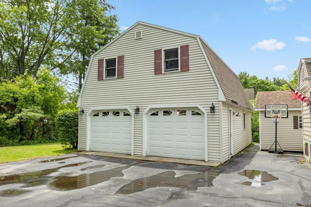 212 Prospect Street Westbrook ME 04092