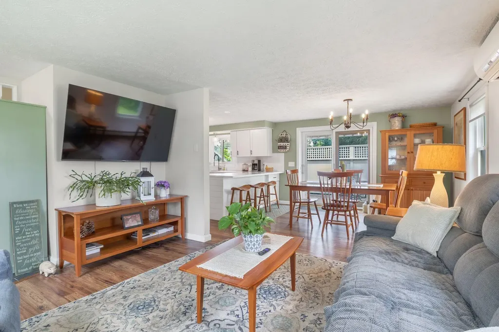 212 Prospect Street Westbrook ME 04092