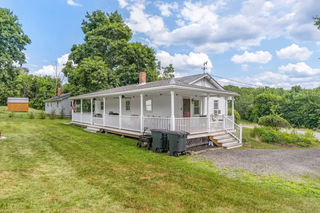 348 Main Road Eddington ME 04428