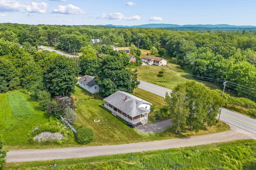 348 Main Road Eddington ME 04428