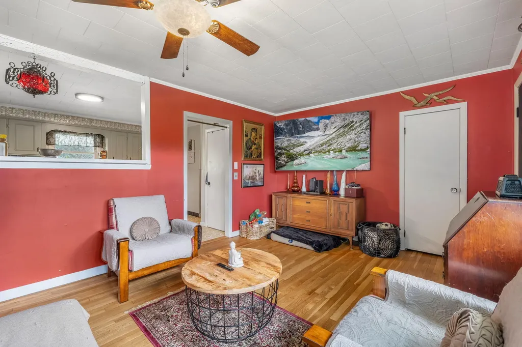 348 Main Road Eddington ME 04428