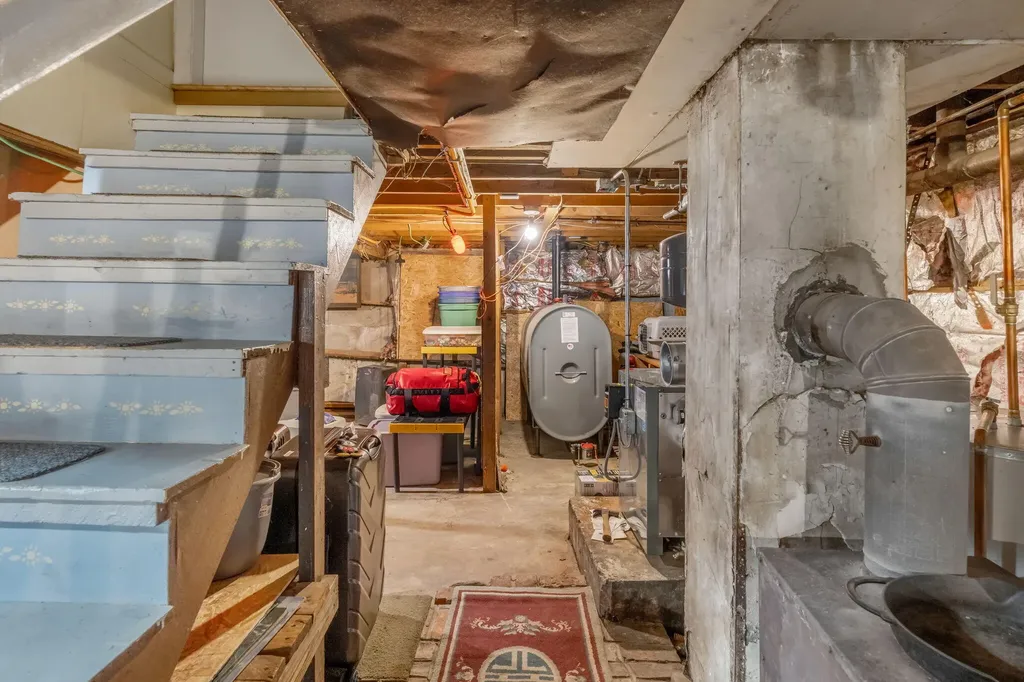 348 Main Road Eddington ME 04428