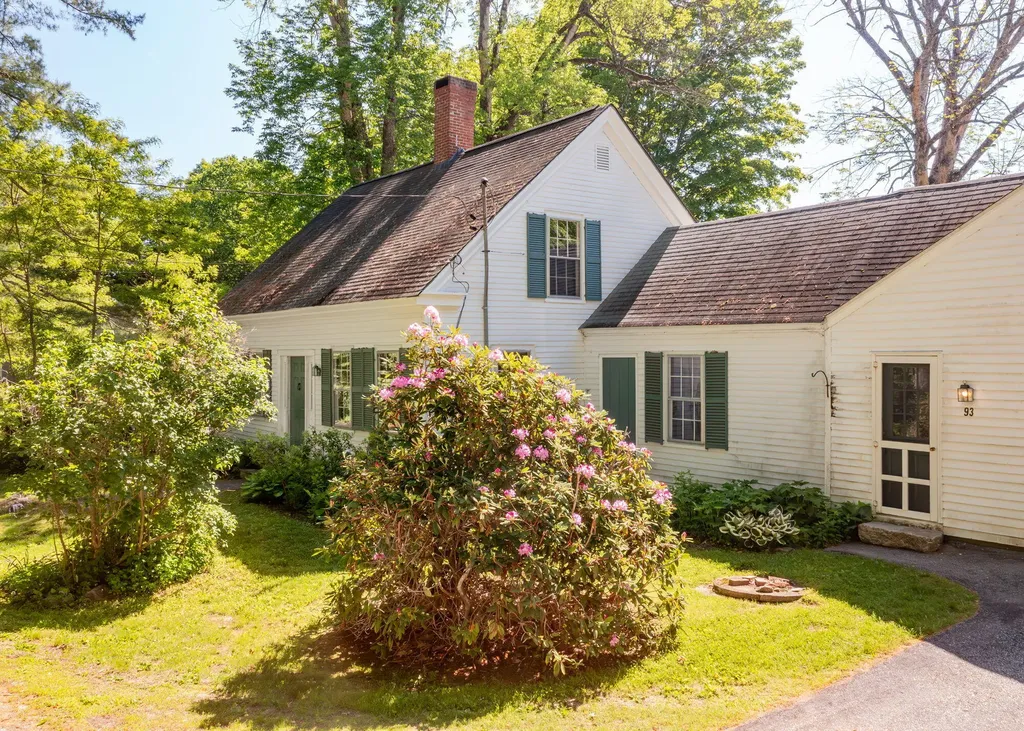 93 Country Club Road Hollis ME 04042