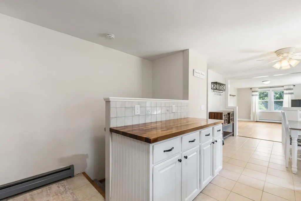 7 Sunrise Street Standish ME 04084