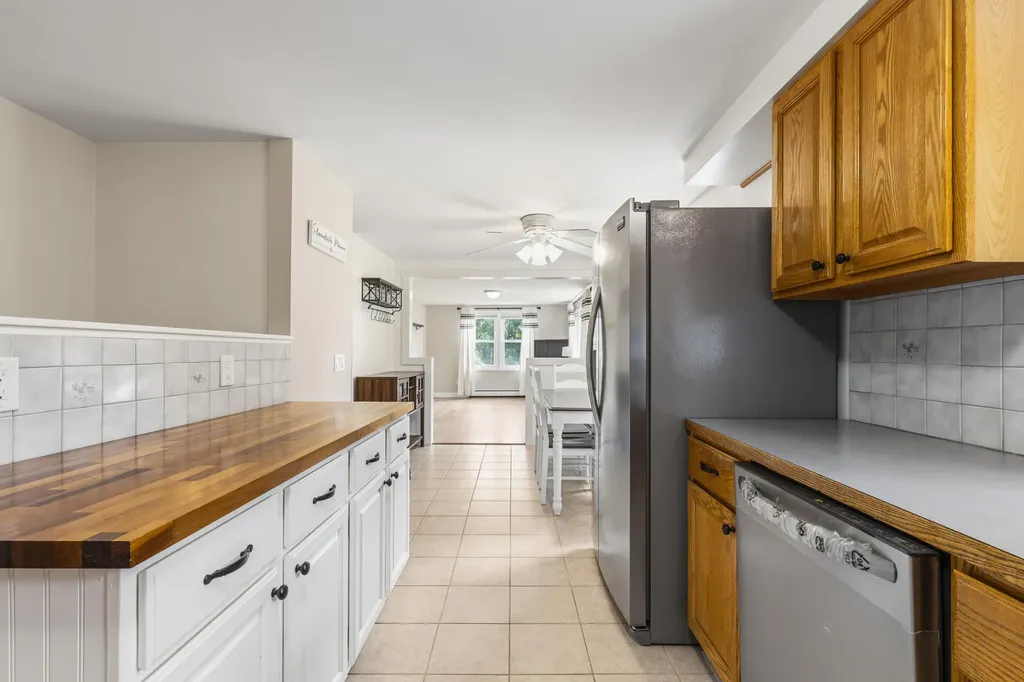 7 Sunrise Street Standish ME 04084