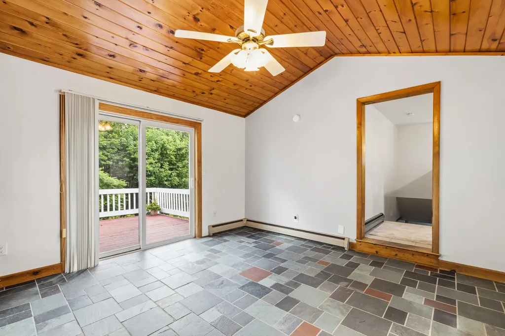 7 Sunrise Street Standish ME 04084
