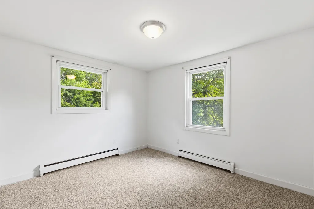 7 Sunrise Street Standish ME 04084