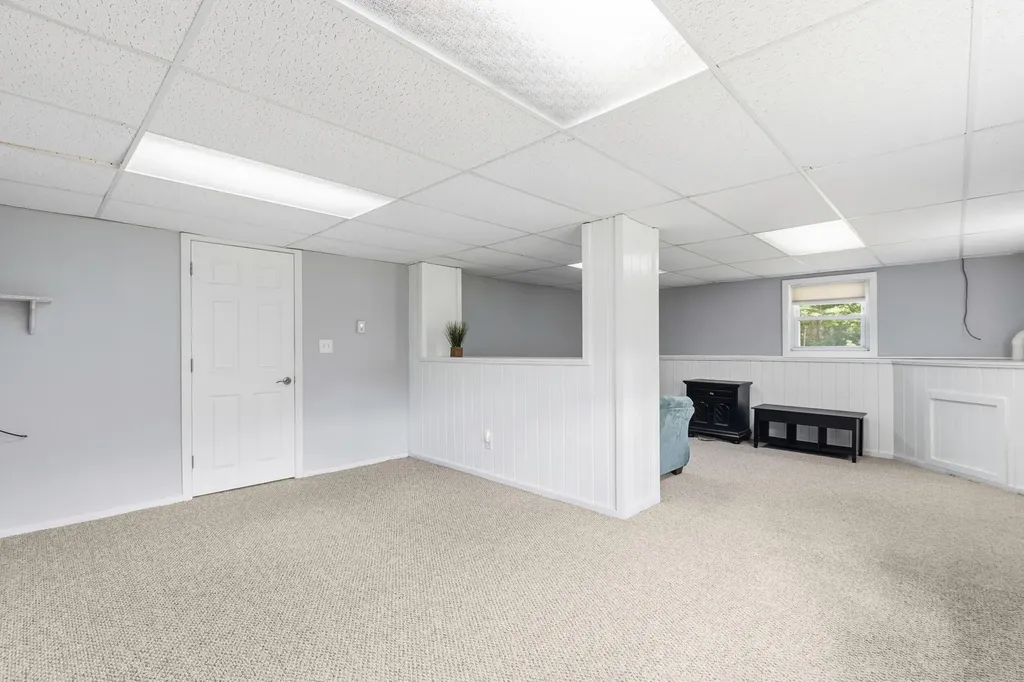 7 Sunrise Street Standish ME 04084