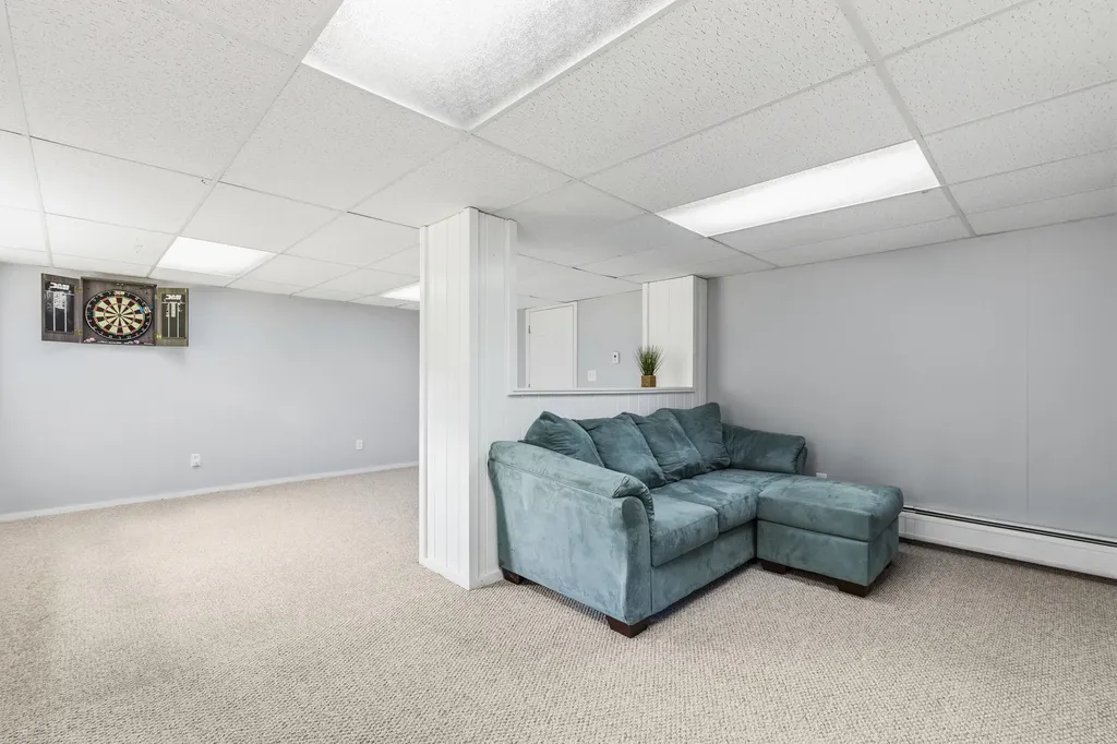 7 Sunrise Street Standish ME 04084