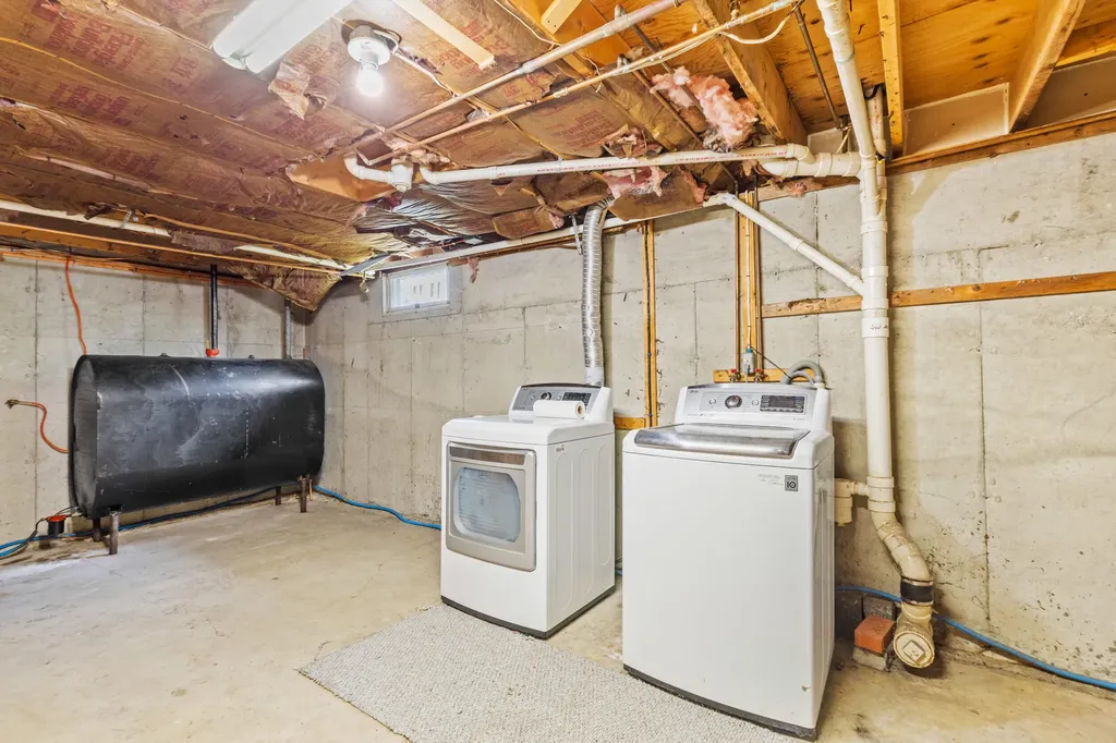 7 Sunrise Street Standish ME 04084