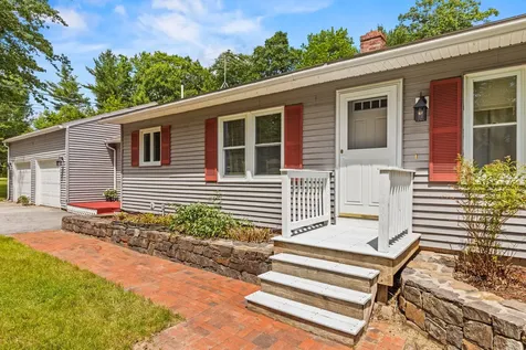 7 Sunrise Street Standish ME 04084