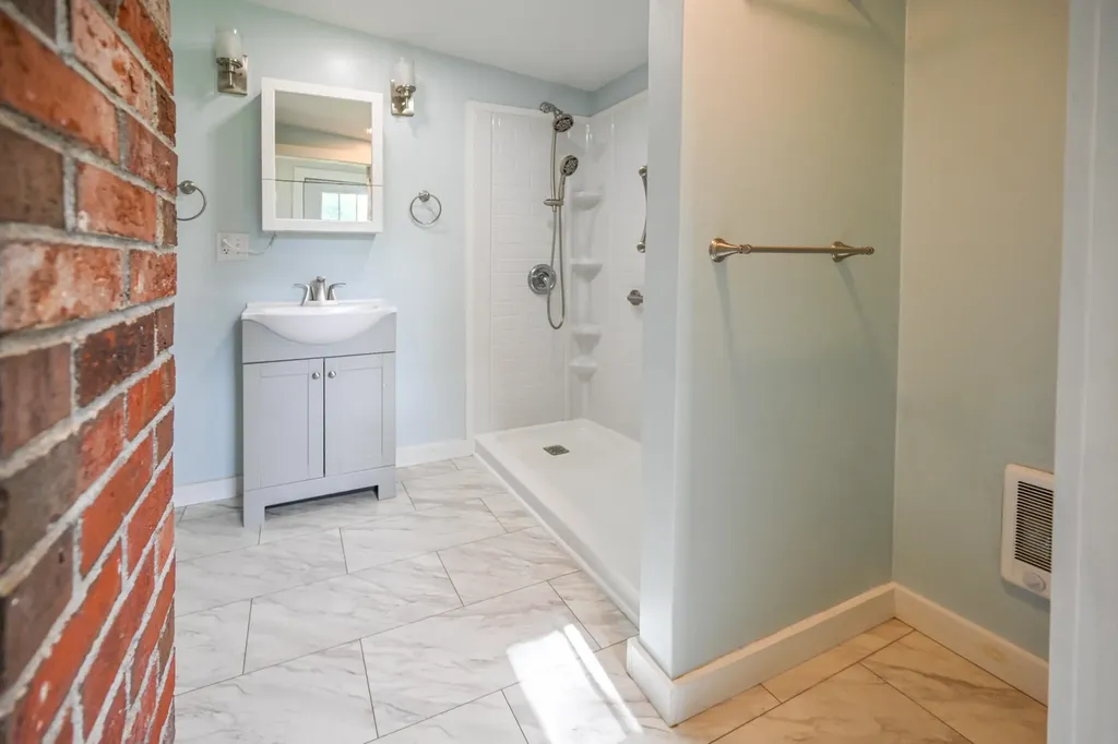 84 Federal Road Parsonsfield ME 04047