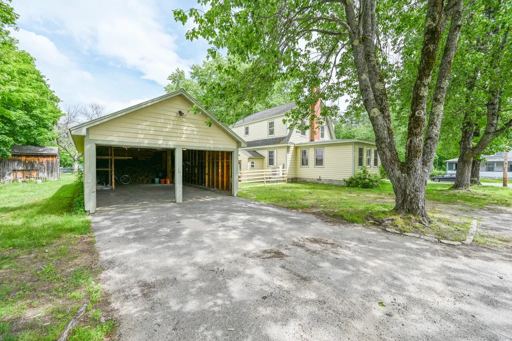 84 Federal Road Parsonsfield ME 04047