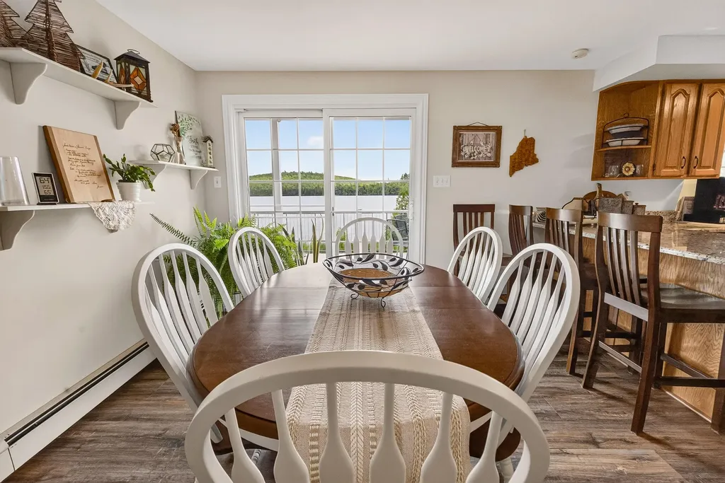 14 Autumn Lane Lincoln ME 04457