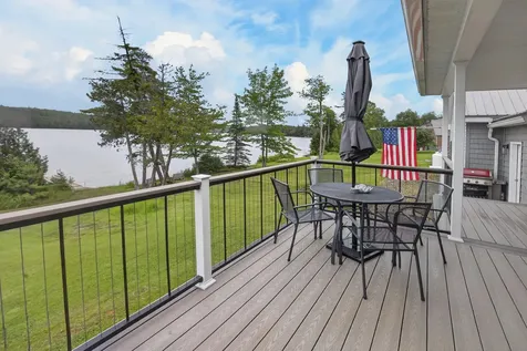 14 Autumn Lane Lincoln ME 04457
