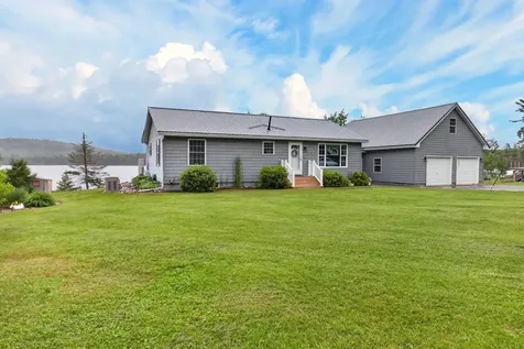 14 Autumn Lane Lincoln ME 04457