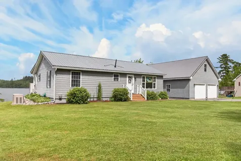 14 Autumn Lane Lincoln ME 04457