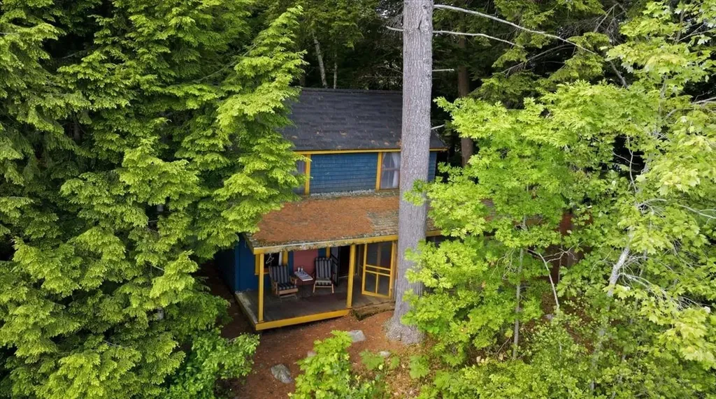 260 Memorial Drive Winthrop ME 04364