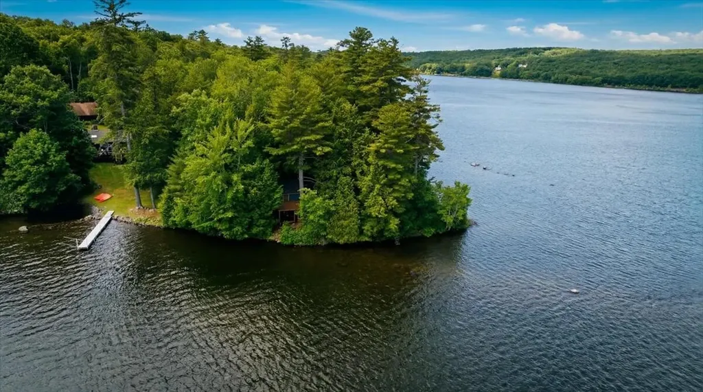 260 Memorial Drive Winthrop ME 04364
