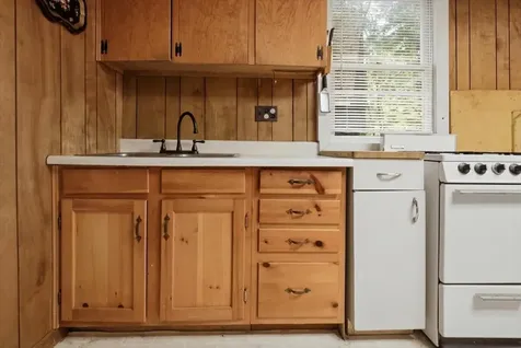 260 Memorial Drive Winthrop ME 04364
