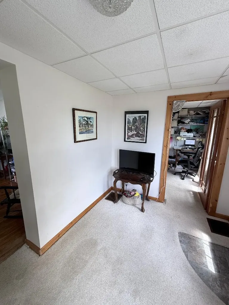 64 Oxford Street Augusta ME 04330