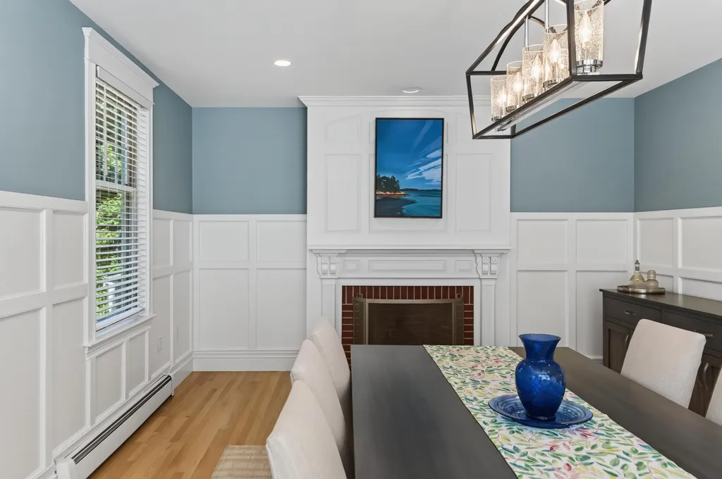11 Cole Field Road Cape Elizabeth ME 04107