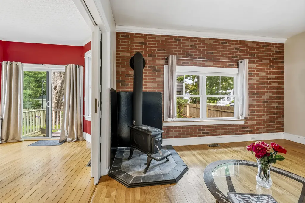 39 Union Street Biddeford ME 04005