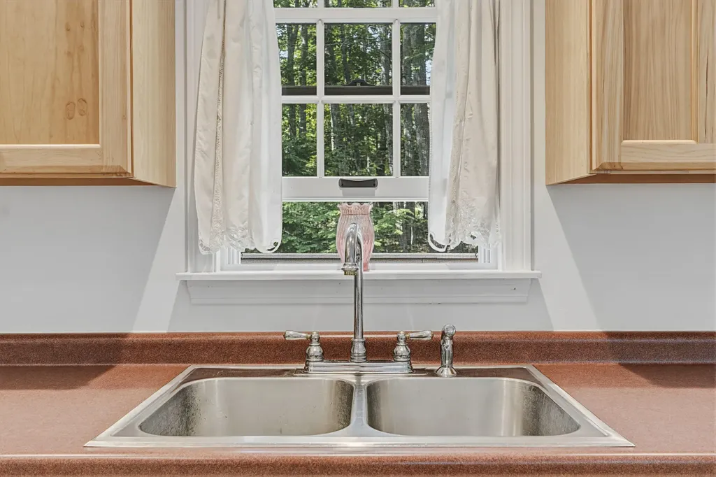4 Mckenna Lane York ME 03909